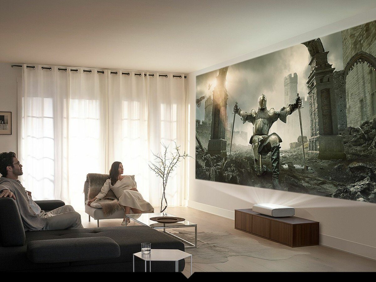 What are the best (ultra) short throw projectors in 2022?